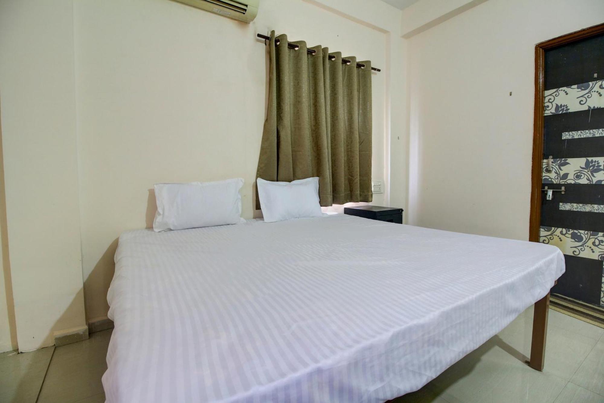 Hotel O Elite Inn Koradi Экстерьер фото